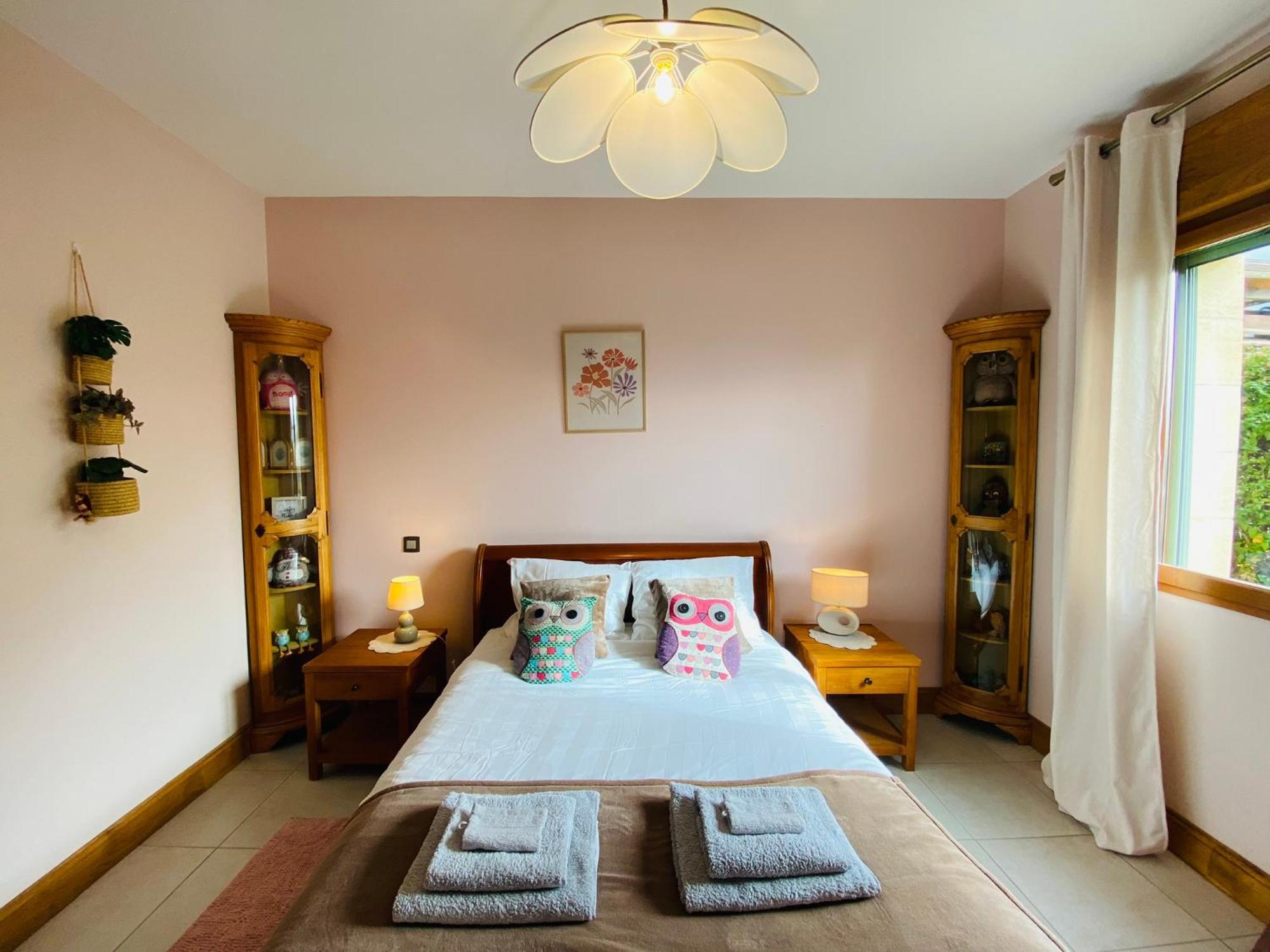 Bed and Breakfast Le Hibou Heureux Bézenac Esterno foto