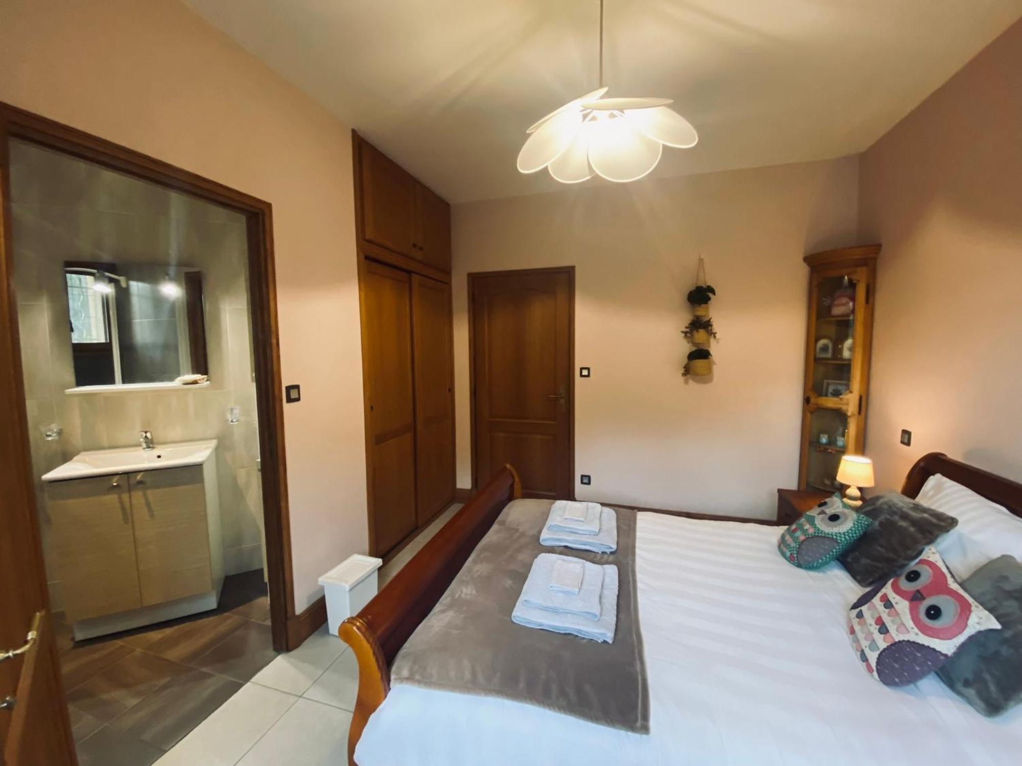 Bed and Breakfast Le Hibou Heureux Bézenac Esterno foto