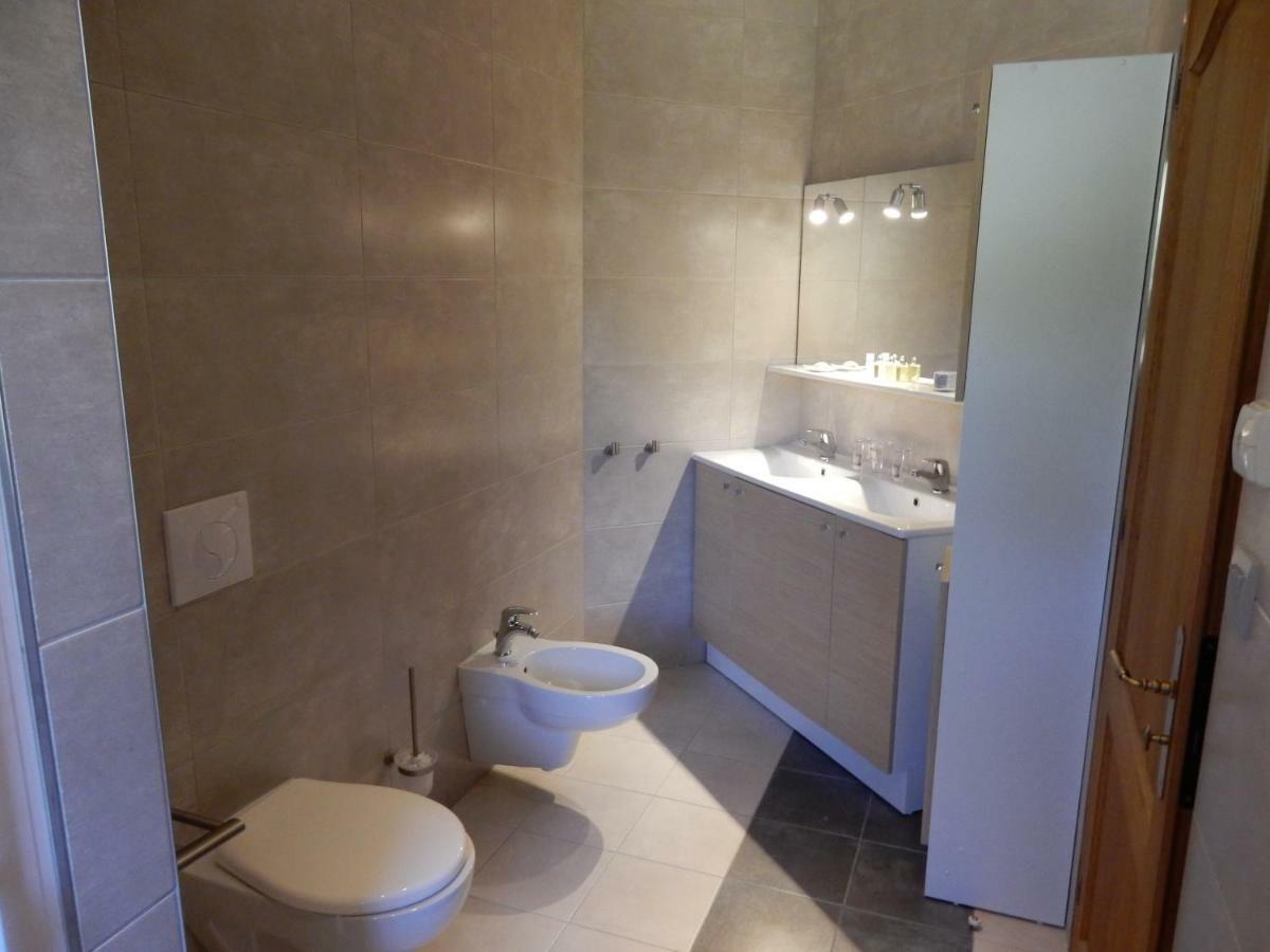 Bed and Breakfast Le Hibou Heureux Bézenac Esterno foto